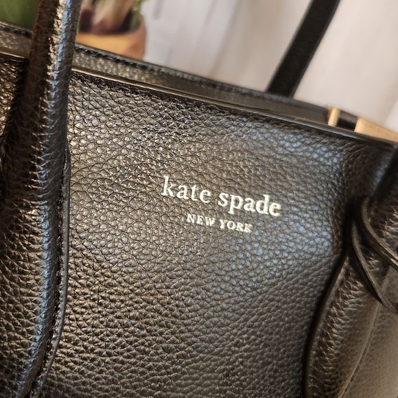 Kate Spade convertible crossbody bag In Good Preloved Condition - Picture 7 of 11